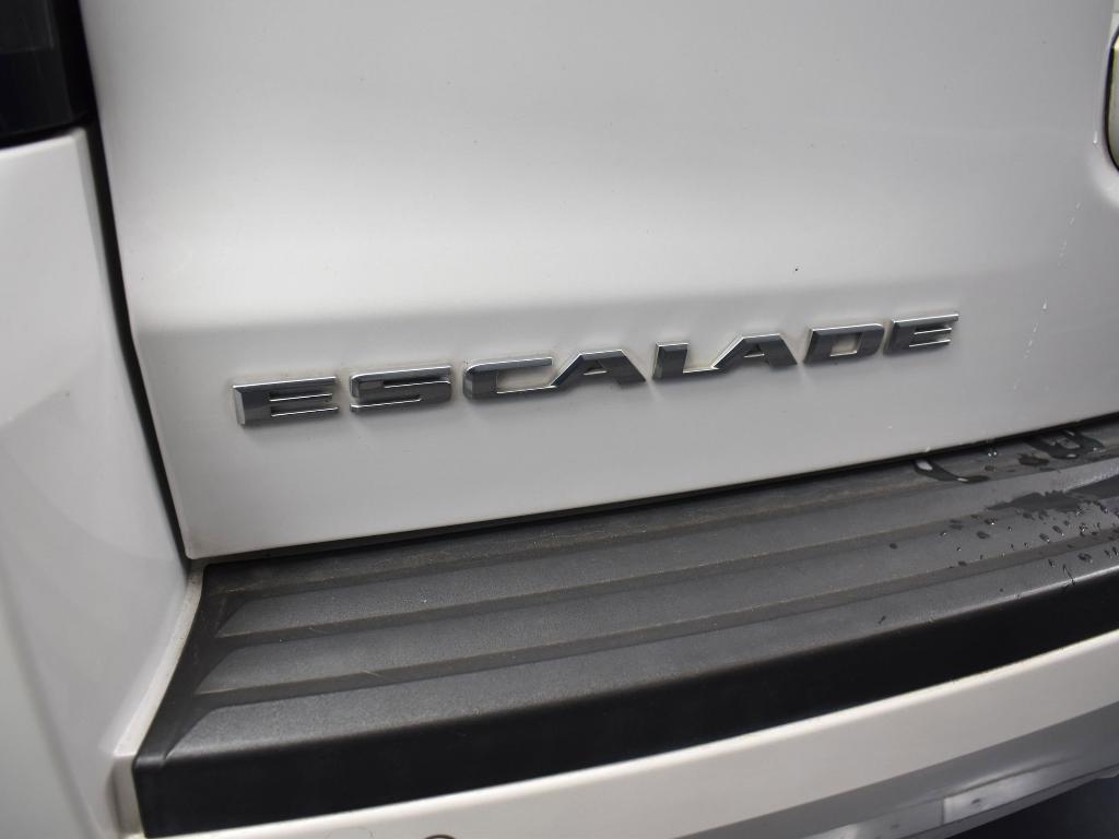 used 2016 Cadillac Escalade car, priced at $26,994