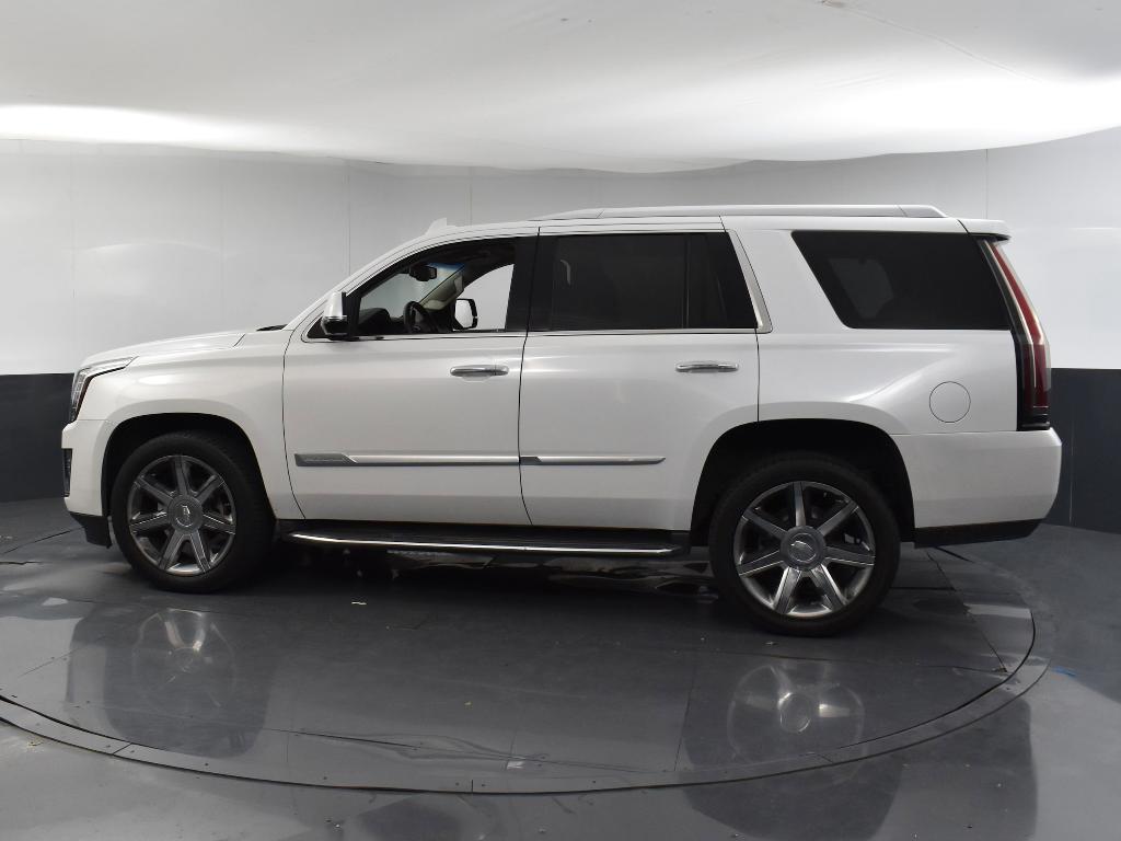 used 2016 Cadillac Escalade car, priced at $26,994