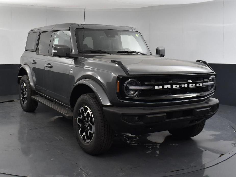 new 2024 Ford Bronco car, priced at $50,250