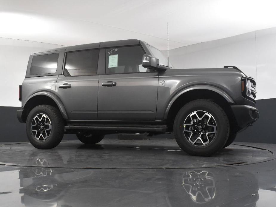 new 2024 Ford Bronco car, priced at $50,250