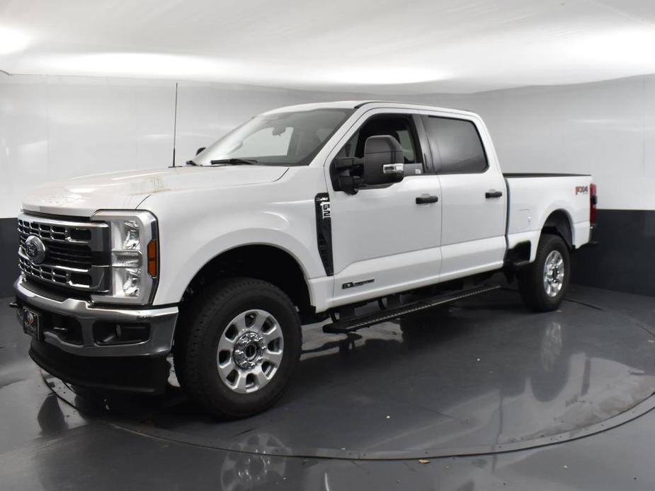 new 2024 Ford F-250 car, priced at $62,585