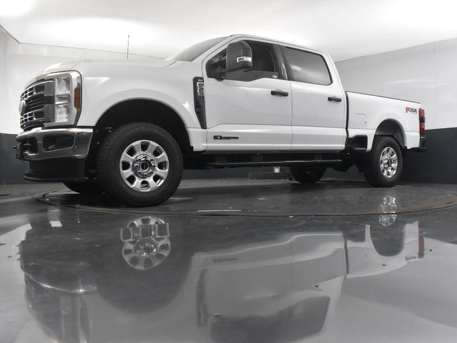 new 2024 Ford F-250 car, priced at $62,585