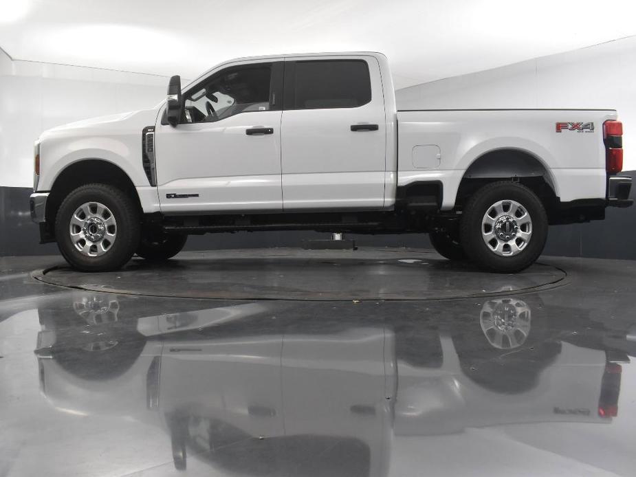 new 2024 Ford F-250 car, priced at $62,585