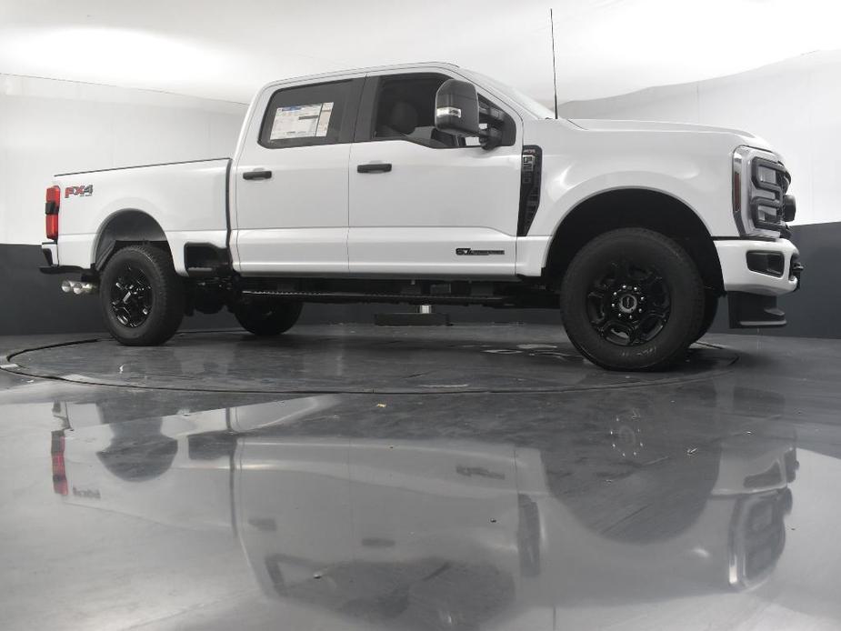 new 2024 Ford F-250 car, priced at $62,700