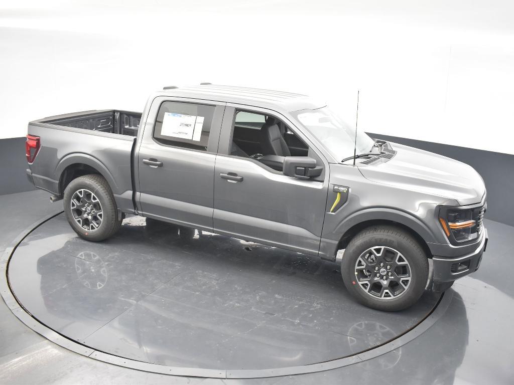 new 2025 Ford F-150 car, priced at $41,404