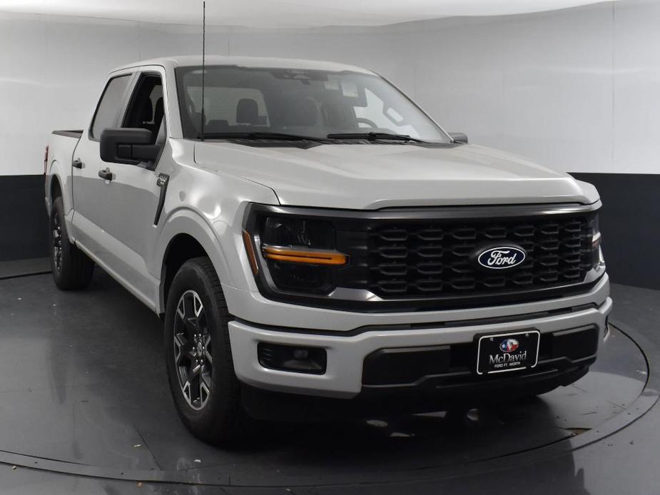 new 2024 Ford F-150 car, priced at $40,330