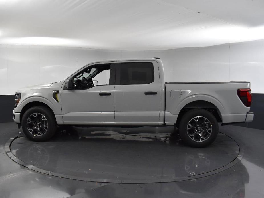 new 2024 Ford F-150 car, priced at $40,330