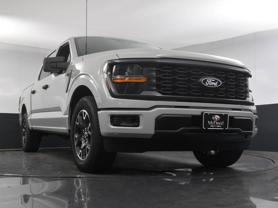 new 2024 Ford F-150 car, priced at $40,330