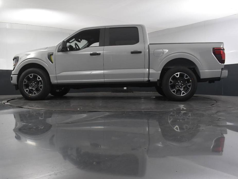 new 2024 Ford F-150 car, priced at $40,330