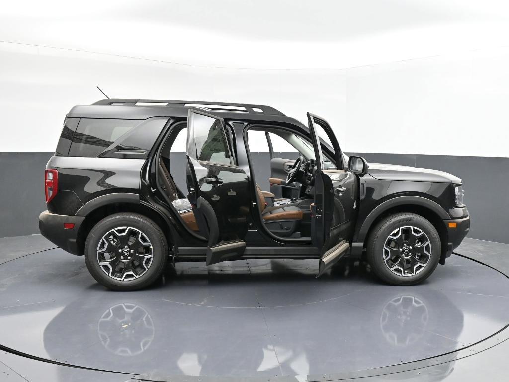 new 2025 Ford Bronco Sport car, priced at $32,685