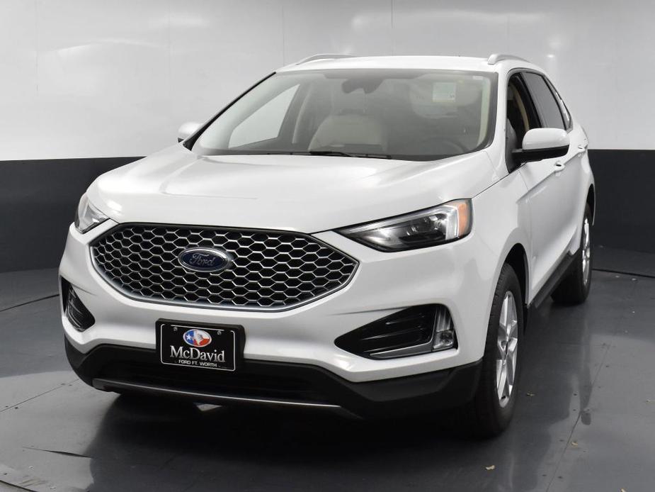 new 2024 Ford Edge car, priced at $31,875