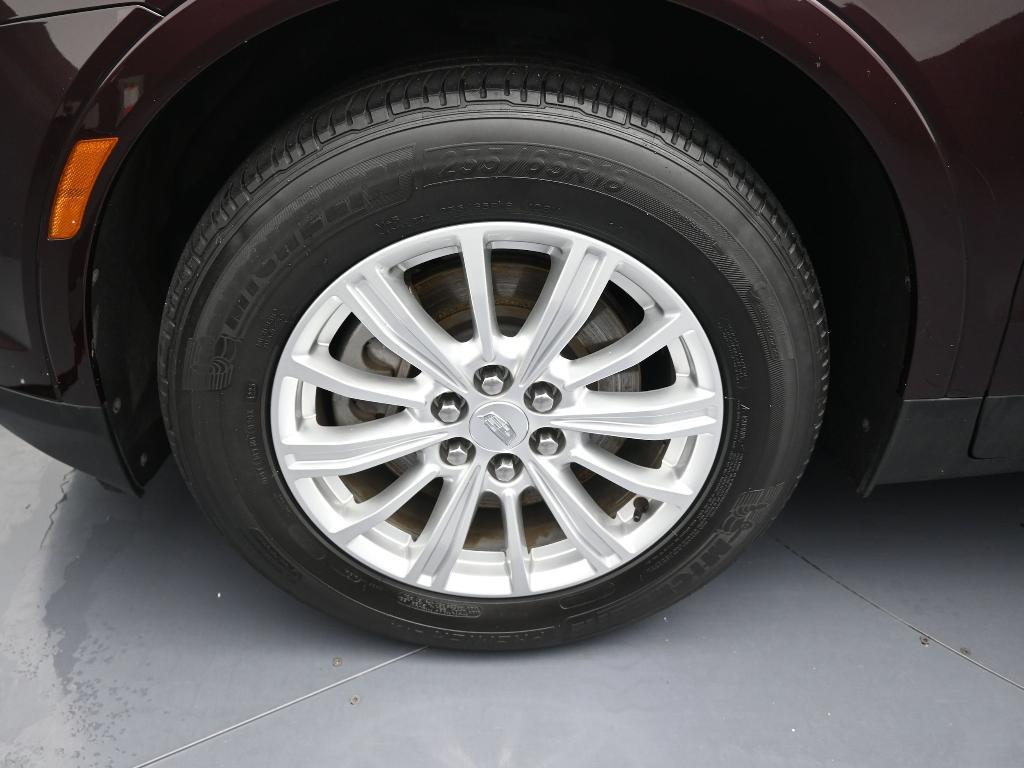 used 2018 Cadillac XT5 car, priced at $19,494