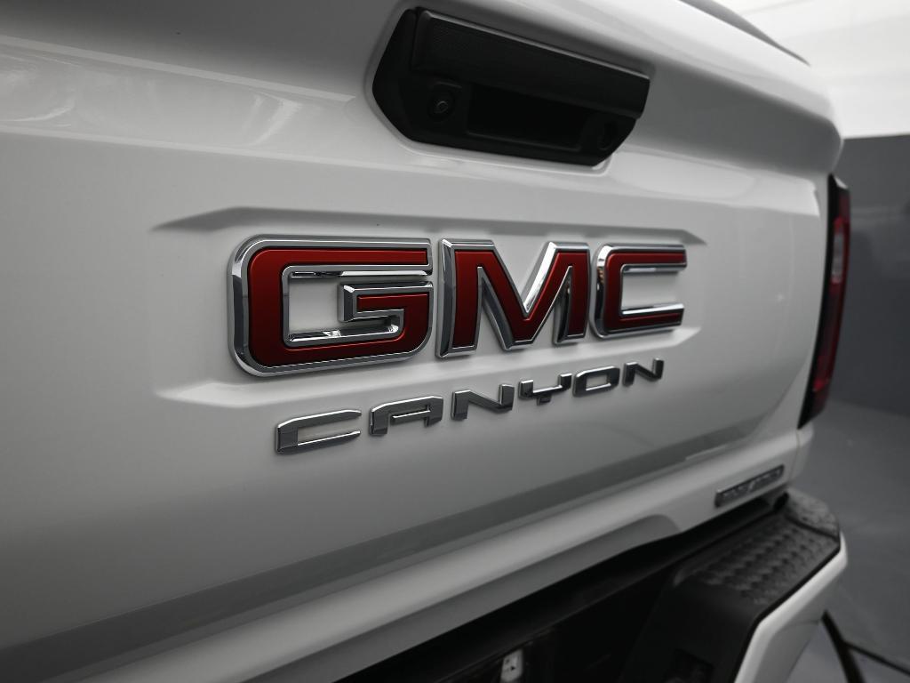 used 2023 GMC Canyon car, priced at $34,994