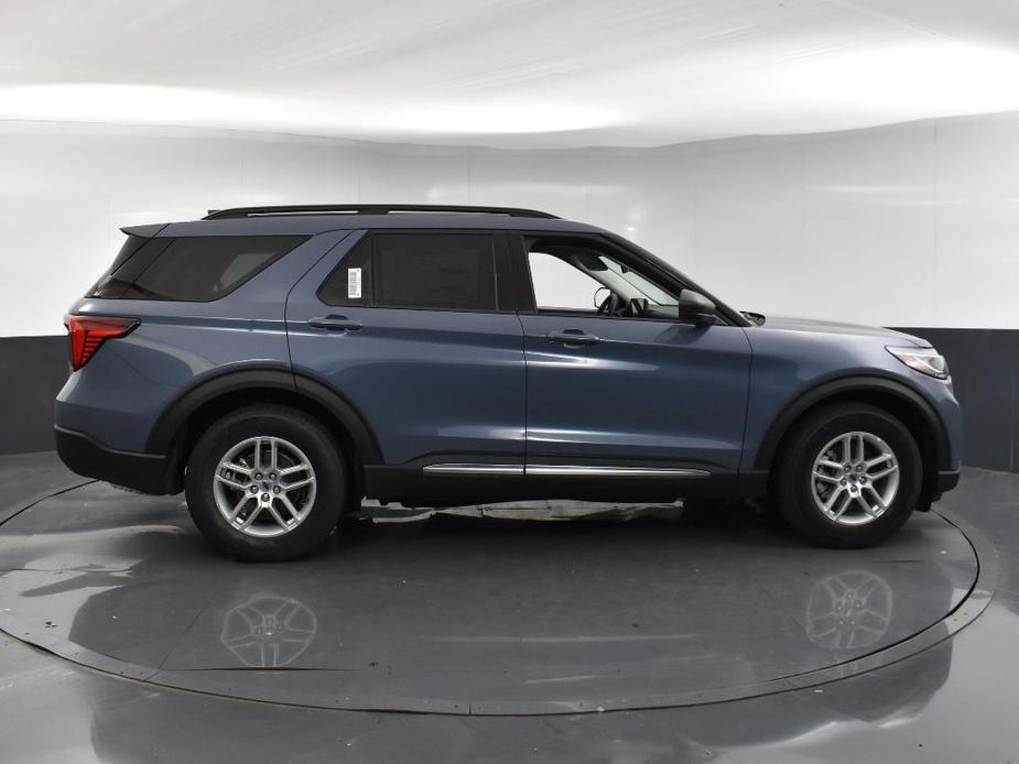 new 2025 Ford Explorer car, priced at $38,601