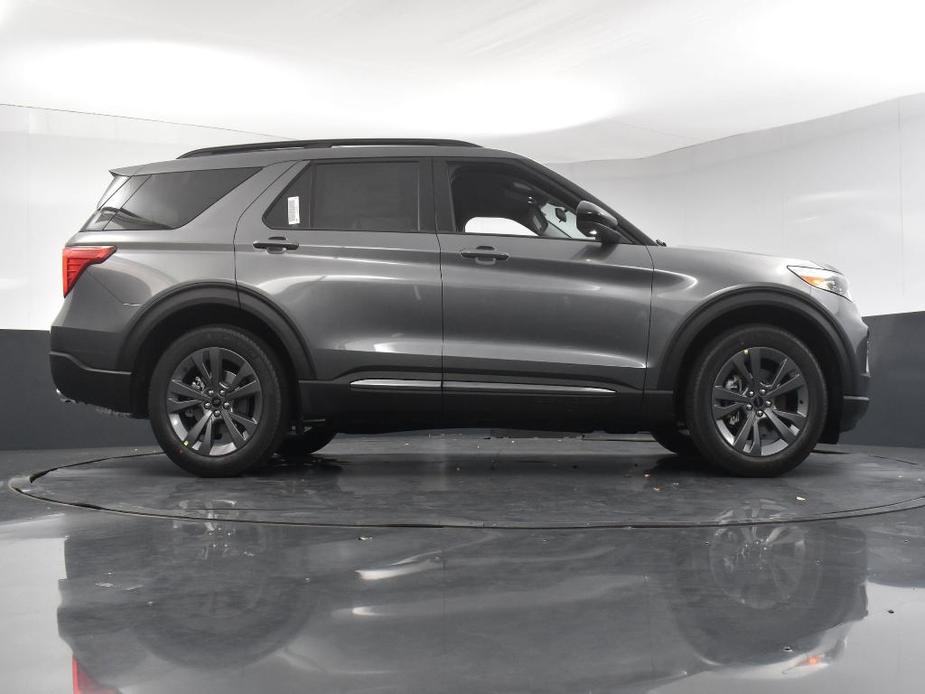 new 2024 Ford Explorer car, priced at $39,775