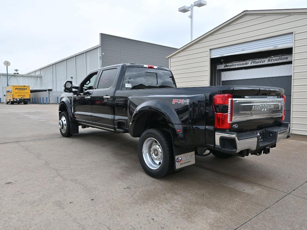 new 2025 Ford F-450 car, priced at $102,460