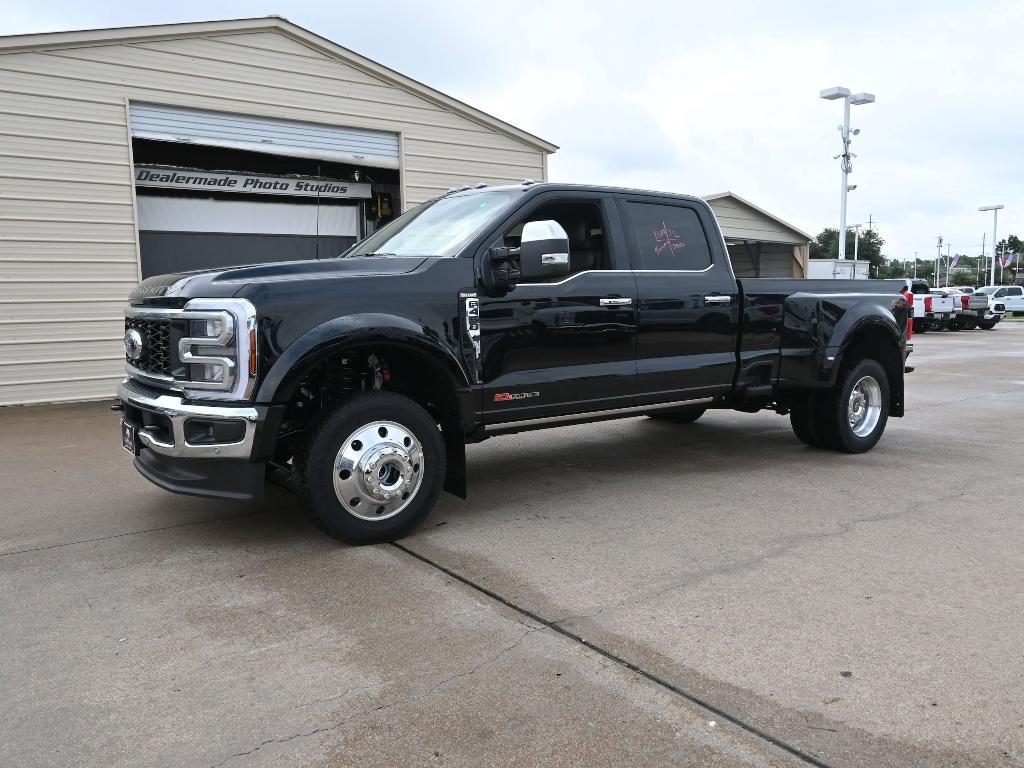 new 2025 Ford F-450 car, priced at $102,460