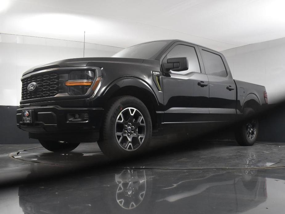 new 2024 Ford F-150 car, priced at $40,330