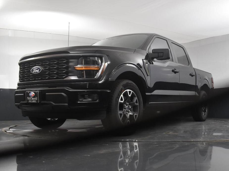 new 2024 Ford F-150 car, priced at $40,330