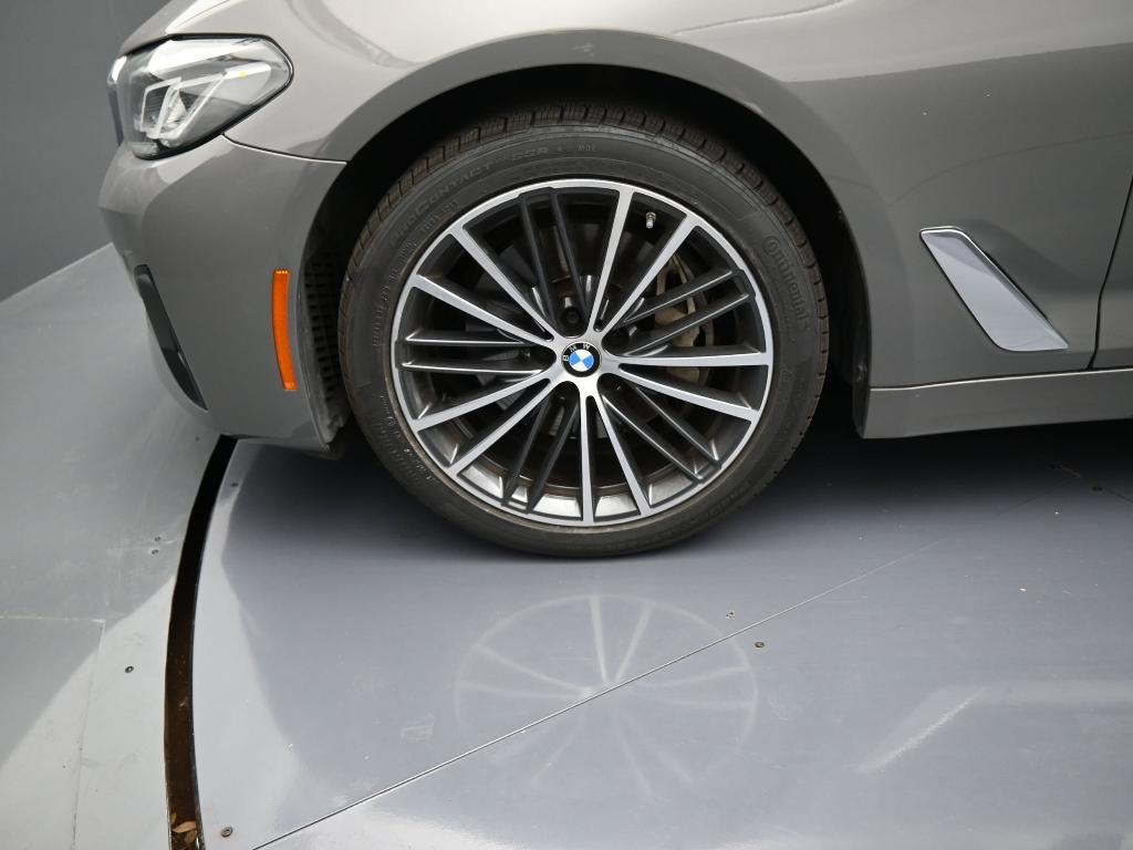 used 2022 BMW 540 car, priced at $41,429