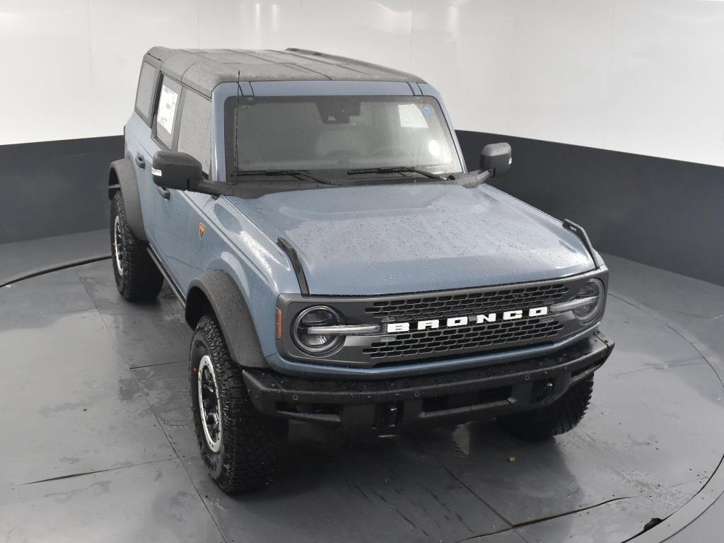 new 2024 Ford Bronco car, priced at $65,915