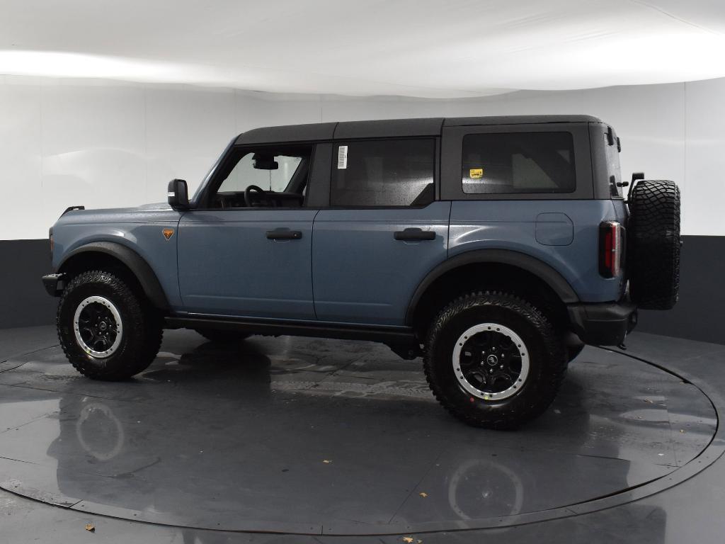 new 2024 Ford Bronco car, priced at $65,915