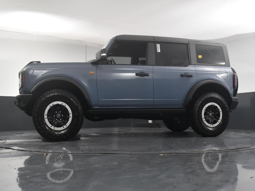 new 2024 Ford Bronco car, priced at $65,915