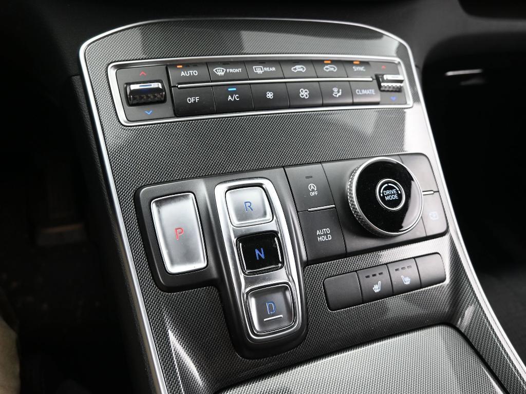 used 2022 Hyundai Santa Fe car, priced at $21,994