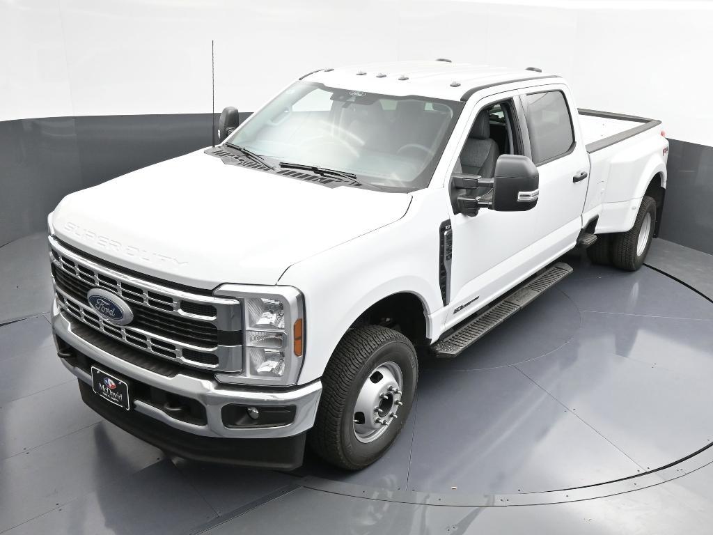 new 2025 Ford F-350 car, priced at $76,295