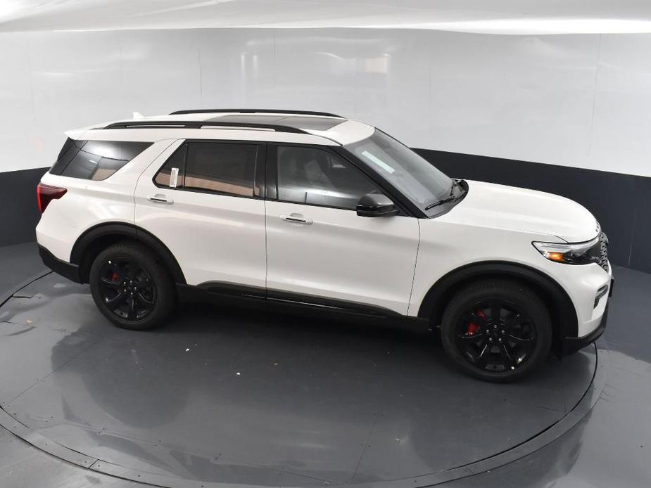 new 2024 Ford Explorer car, priced at $57,194