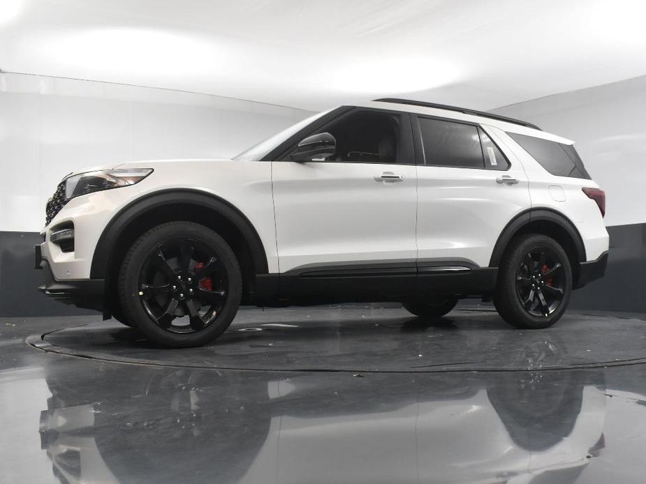 new 2024 Ford Explorer car, priced at $57,194