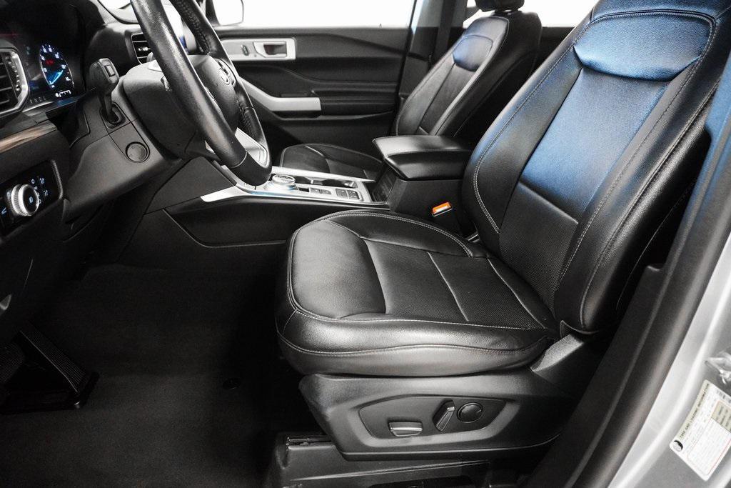used 2023 Ford Explorer car, priced at $28,895