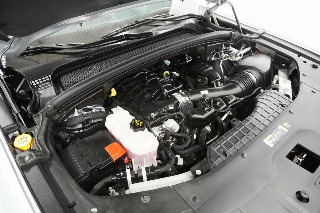 used 2024 Jeep Grand Cherokee L car, priced at $28,495