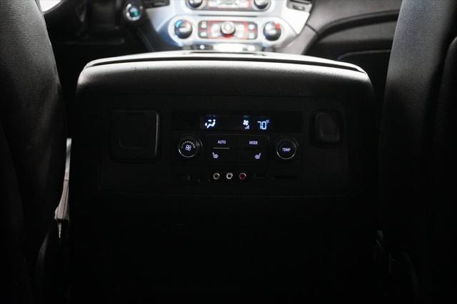 used 2015 GMC Yukon XL car, priced at $19,795