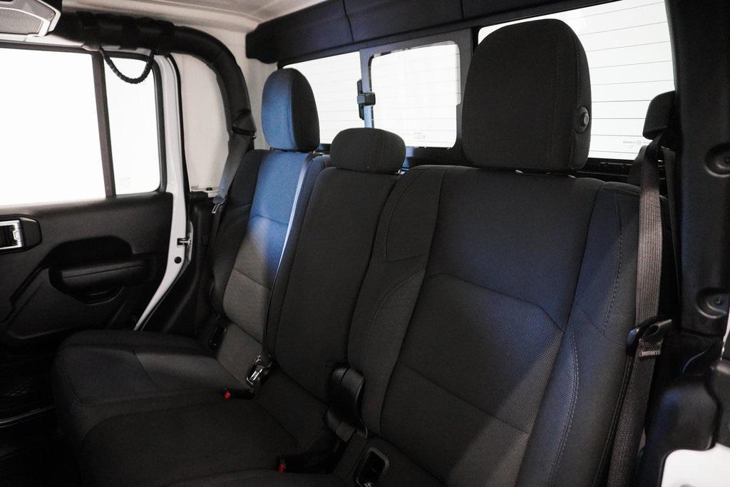 used 2022 Jeep Gladiator car, priced at $27,395