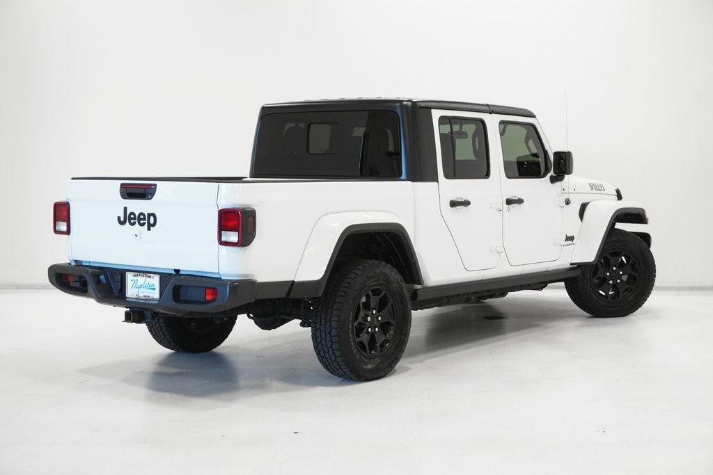 used 2022 Jeep Gladiator car, priced at $27,395