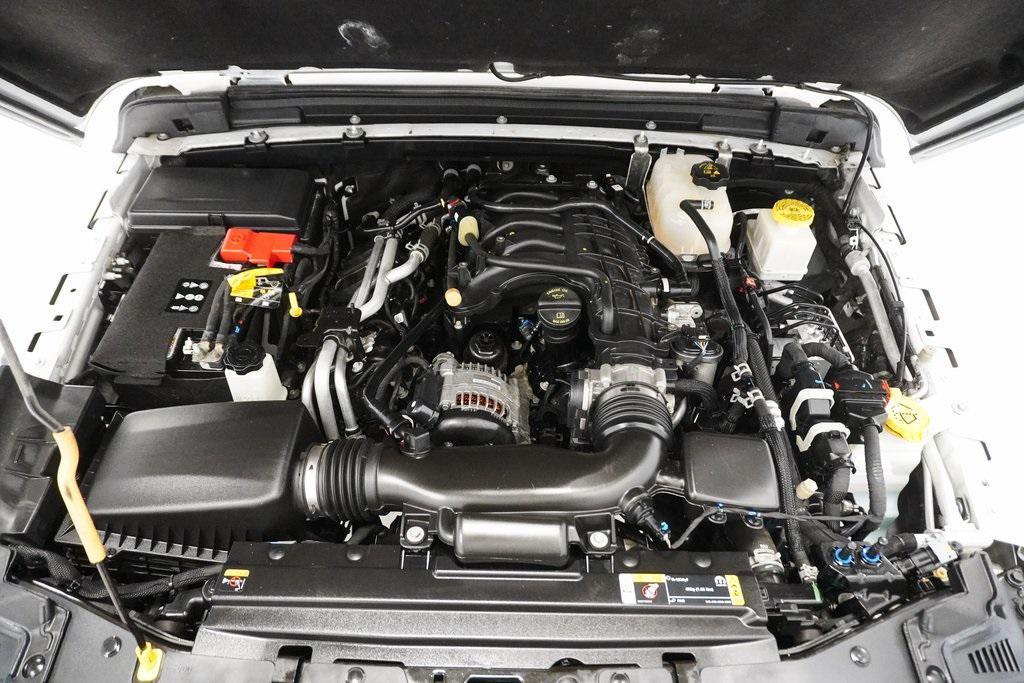 used 2022 Jeep Gladiator car, priced at $27,395