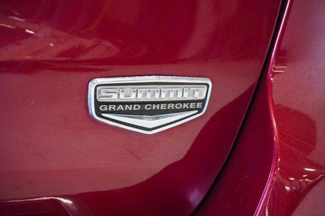 used 2014 Jeep Grand Cherokee car, priced at $15,495