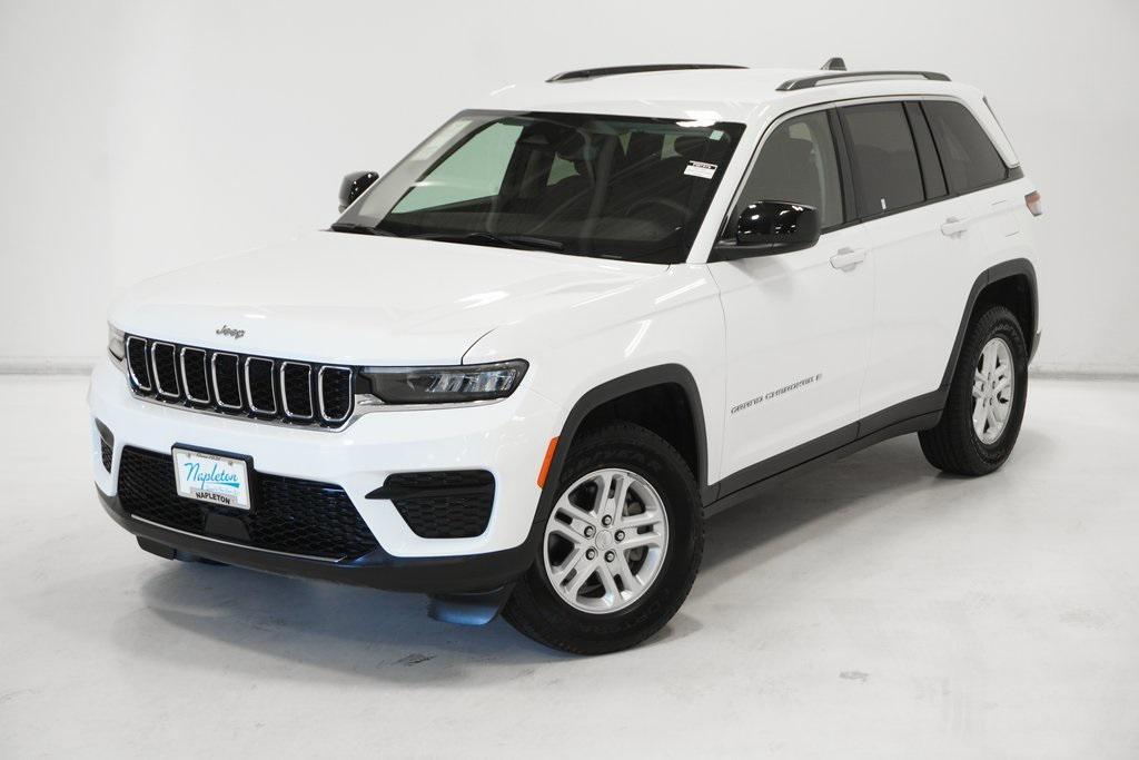 used 2024 Jeep Grand Cherokee car, priced at $29,195