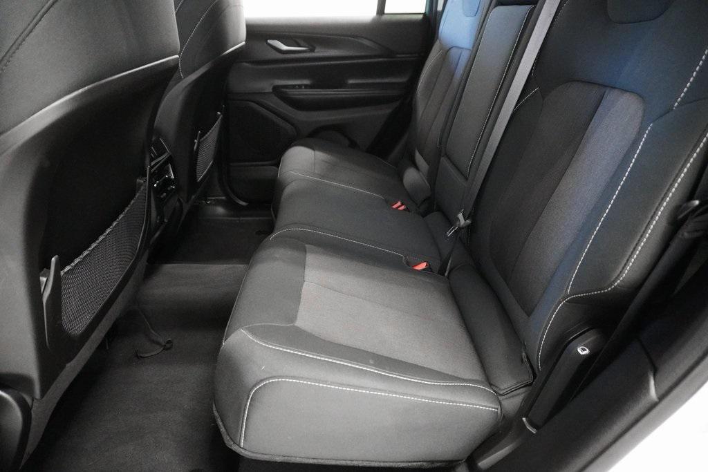used 2024 Jeep Grand Cherokee car, priced at $29,195