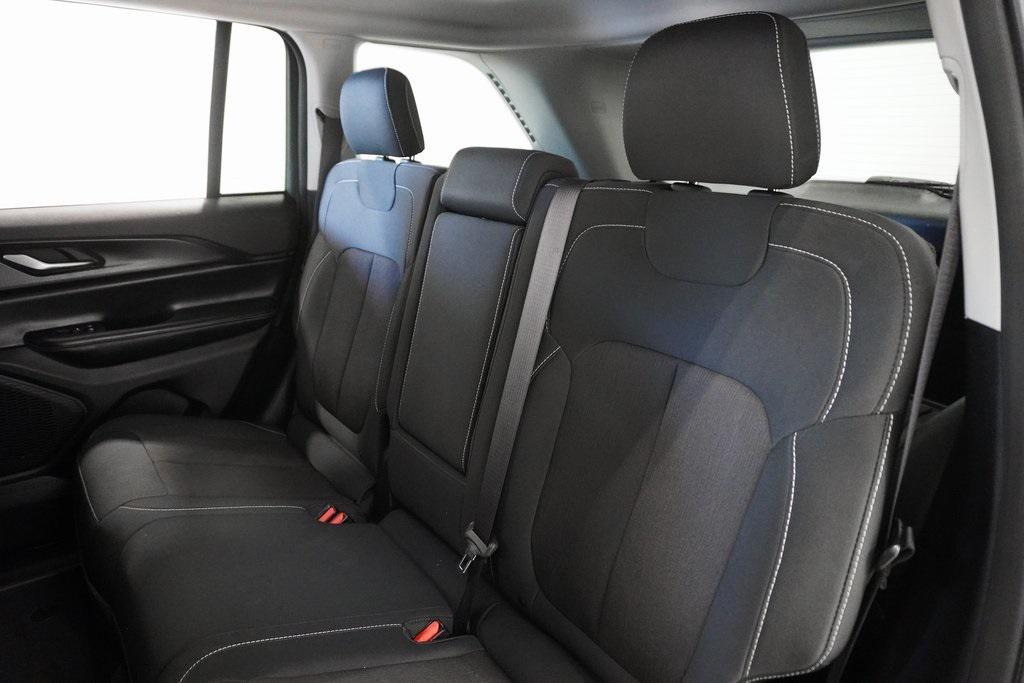 used 2024 Jeep Grand Cherokee car, priced at $29,195