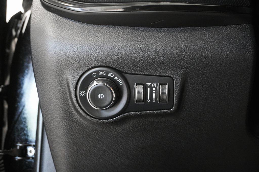 used 2022 Jeep Compass car, priced at $21,095