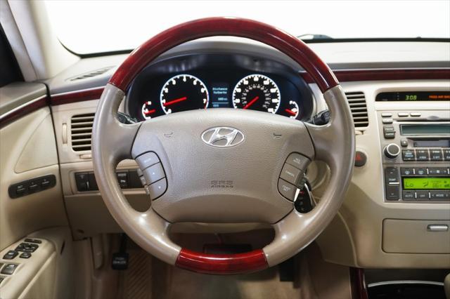 used 2007 Hyundai Azera car, priced at $5,495