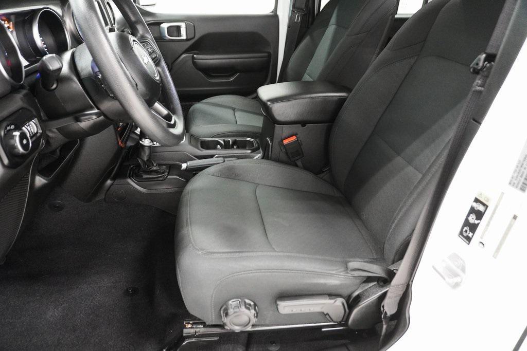 used 2021 Jeep Wrangler Unlimited car, priced at $26,495