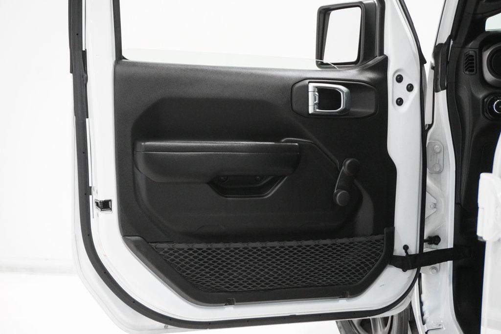 used 2021 Jeep Wrangler Unlimited car, priced at $26,495