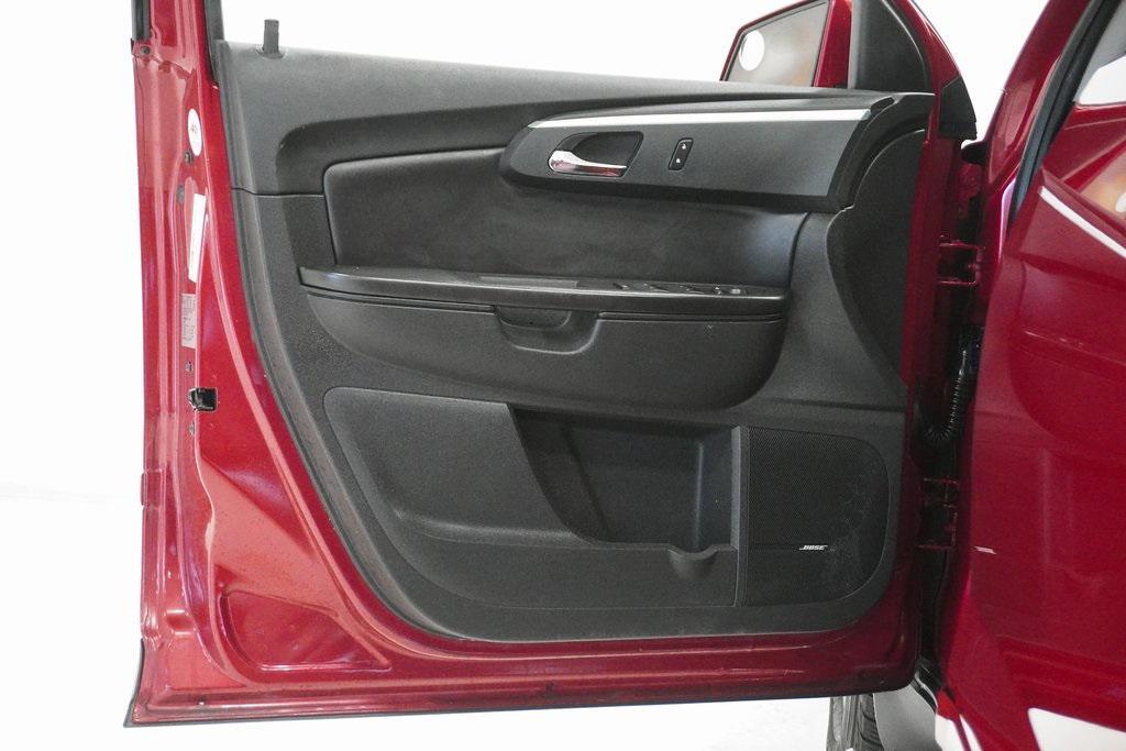 used 2012 Chevrolet Traverse car, priced at $5,995