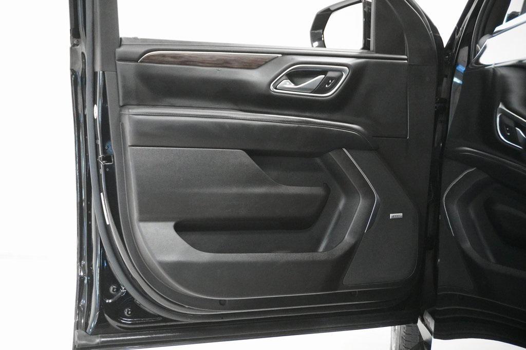 used 2021 Chevrolet Suburban car, priced at $25,995