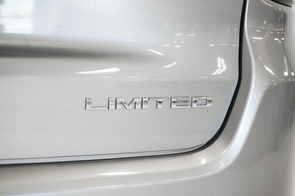 used 2022 Jeep Compass car, priced at $18,495