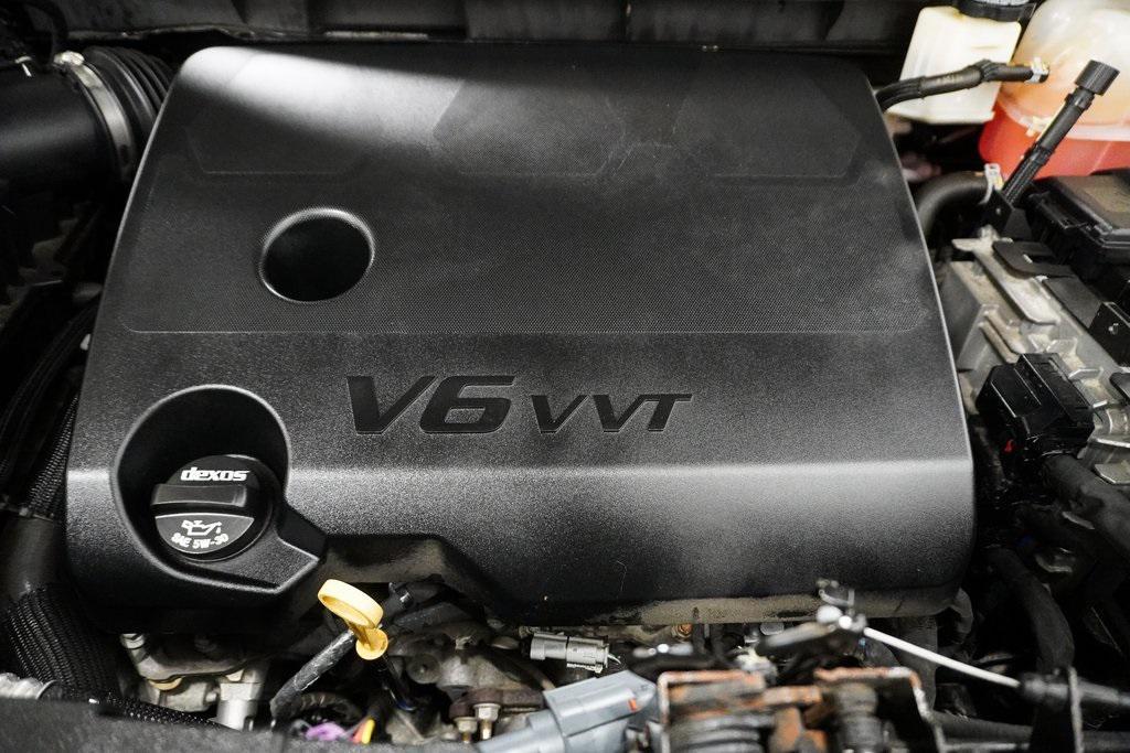 used 2018 Chevrolet Traverse car, priced at $23,295