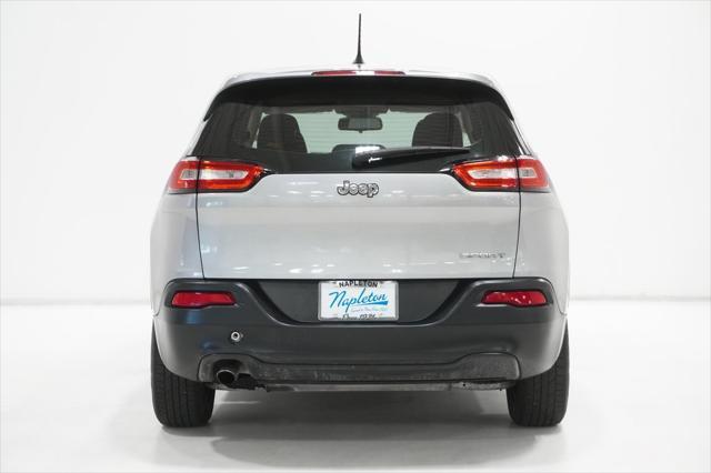 used 2015 Jeep Cherokee car, priced at $10,795